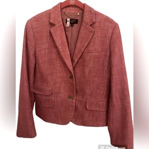 Talbots women’s size 8 cotton linen blend blazer in pink.  EUC